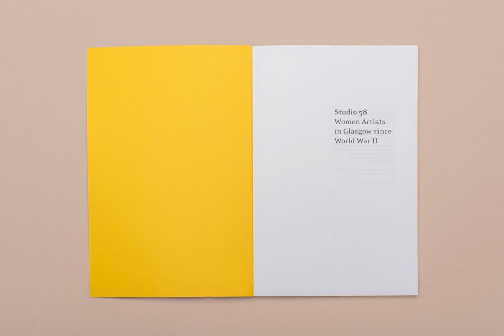 Panel Books E